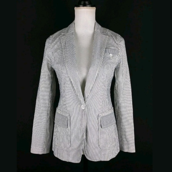 Banana Republic Jackets & Blazers - Banana Republic pinstripe cotton stretch blazer